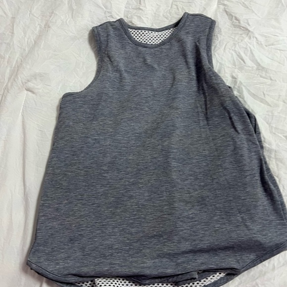Tween "Double Up" Tank Top - Reversible Gray & White Mesh - Picture 4 of 5